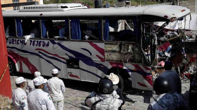 Deadly bus accident in Mexico leaves 19 dead