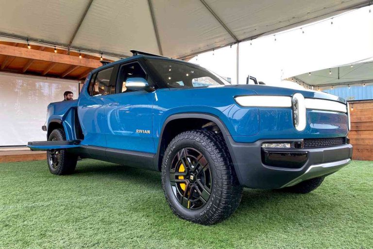Uber-like car-maker Rivian is starting to trade on the open market