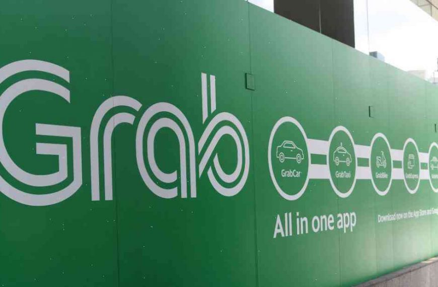 Grab plunges 21% in biggest Wall Street debut by a Southeast Asian company